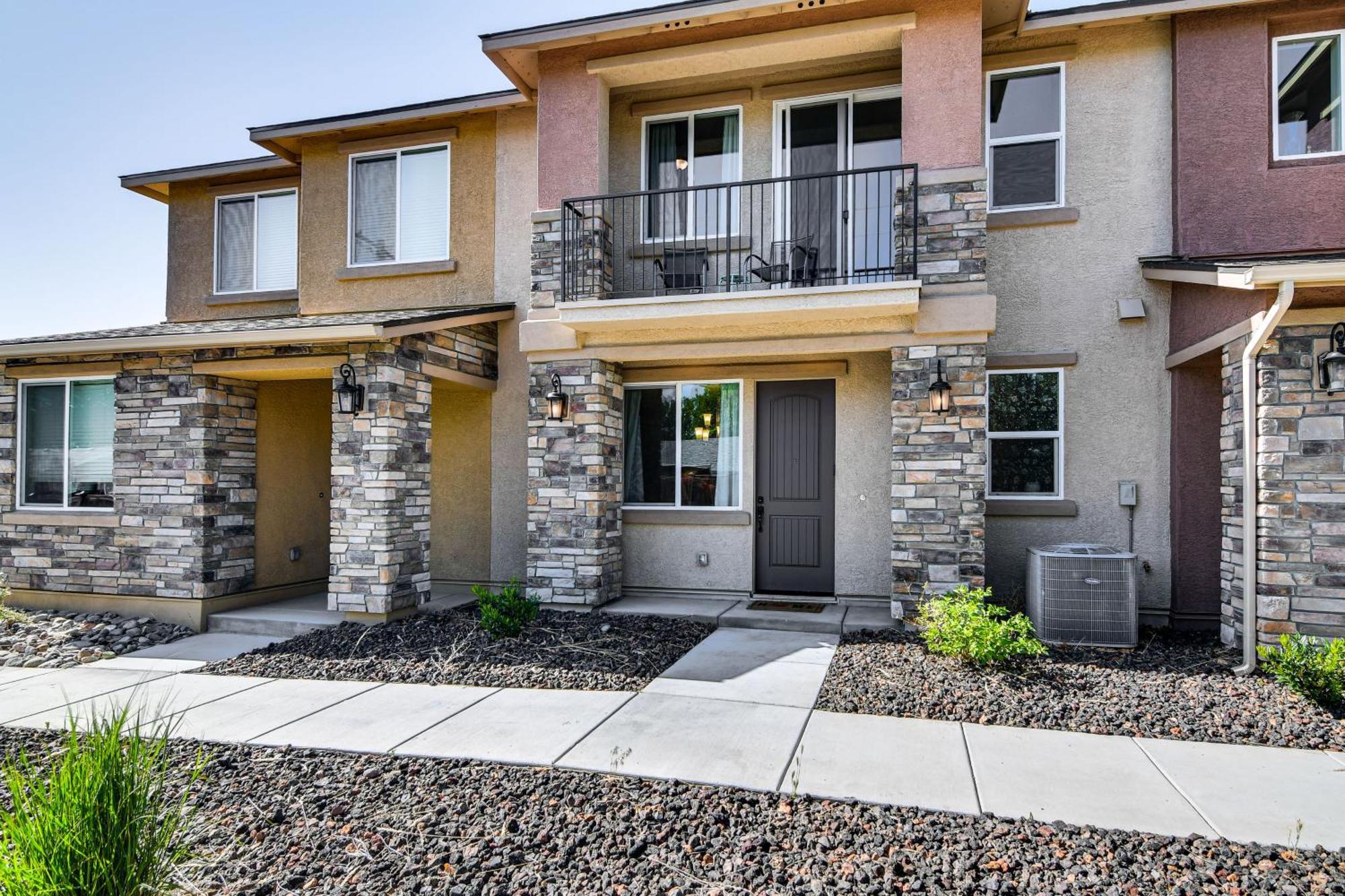 Central Carson City Townhome, 1 Mi To Downtown! 外观 照片